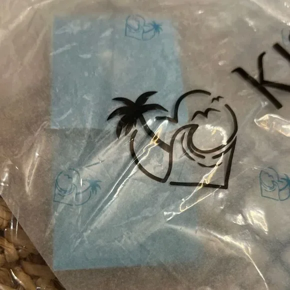 Kiss Sea Shoreline Creations Packable Woven Tote in Tan. New and sealed. - Picture 11 of 11